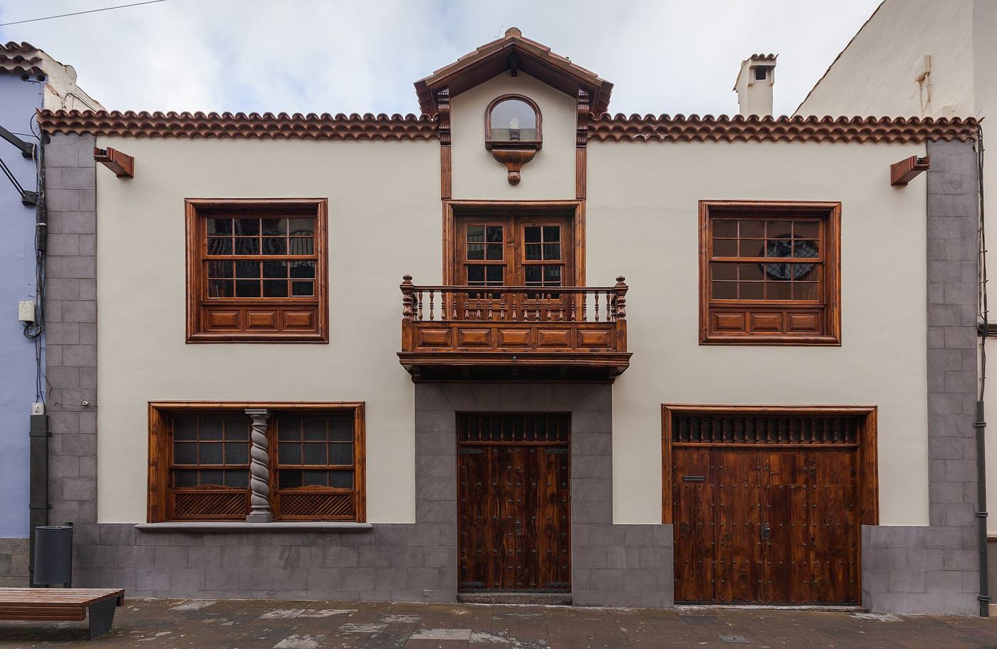 Colonial mansion with a wooden balcony on Calle San Agustín, La Laguna