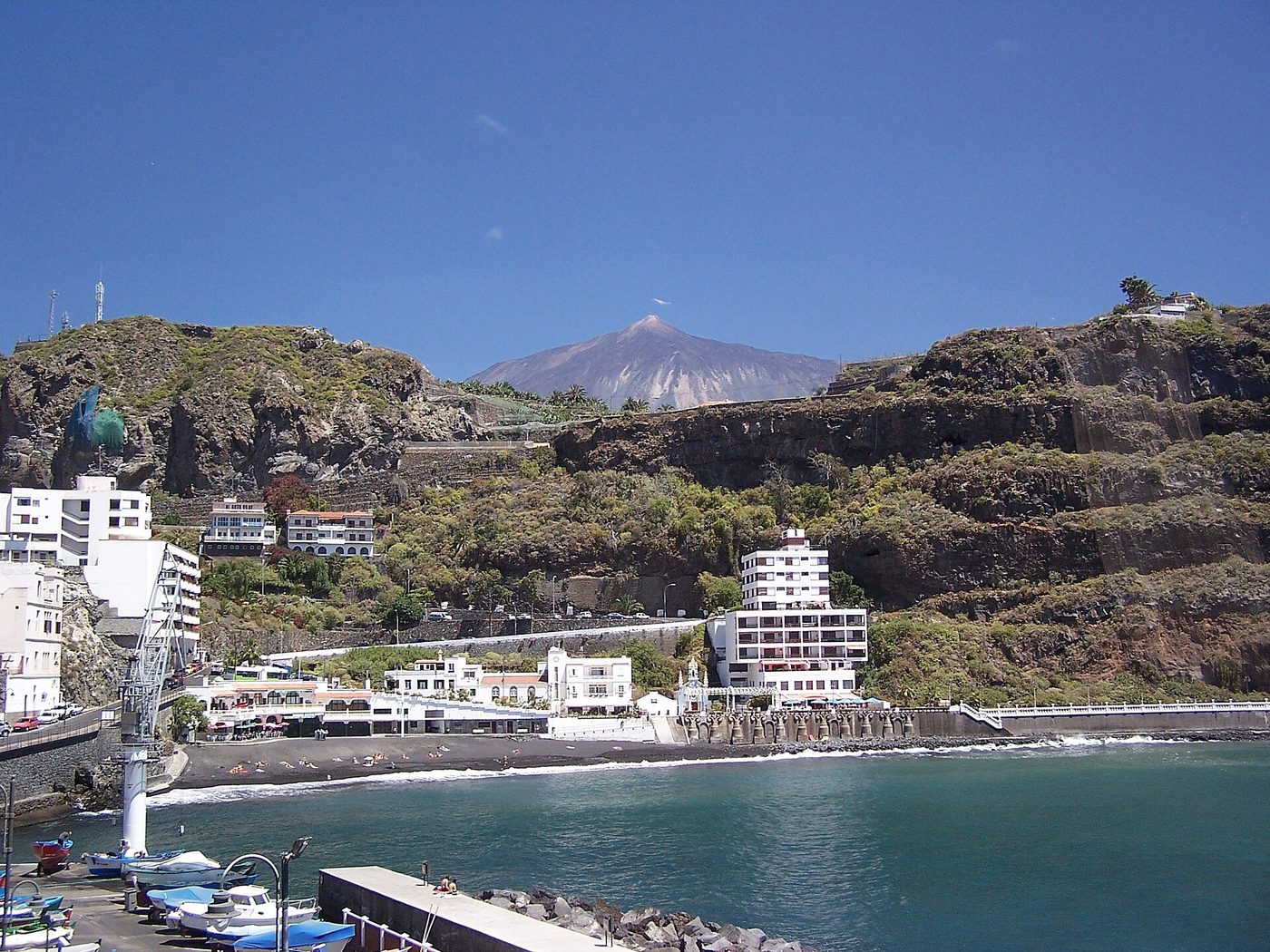 The cove of San Marcos with Teide in the background