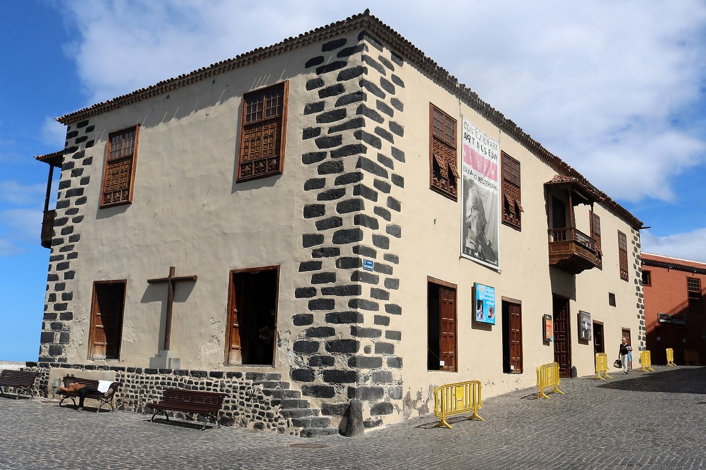 The Casa de la Real Aduana, the old customs house on the quay
