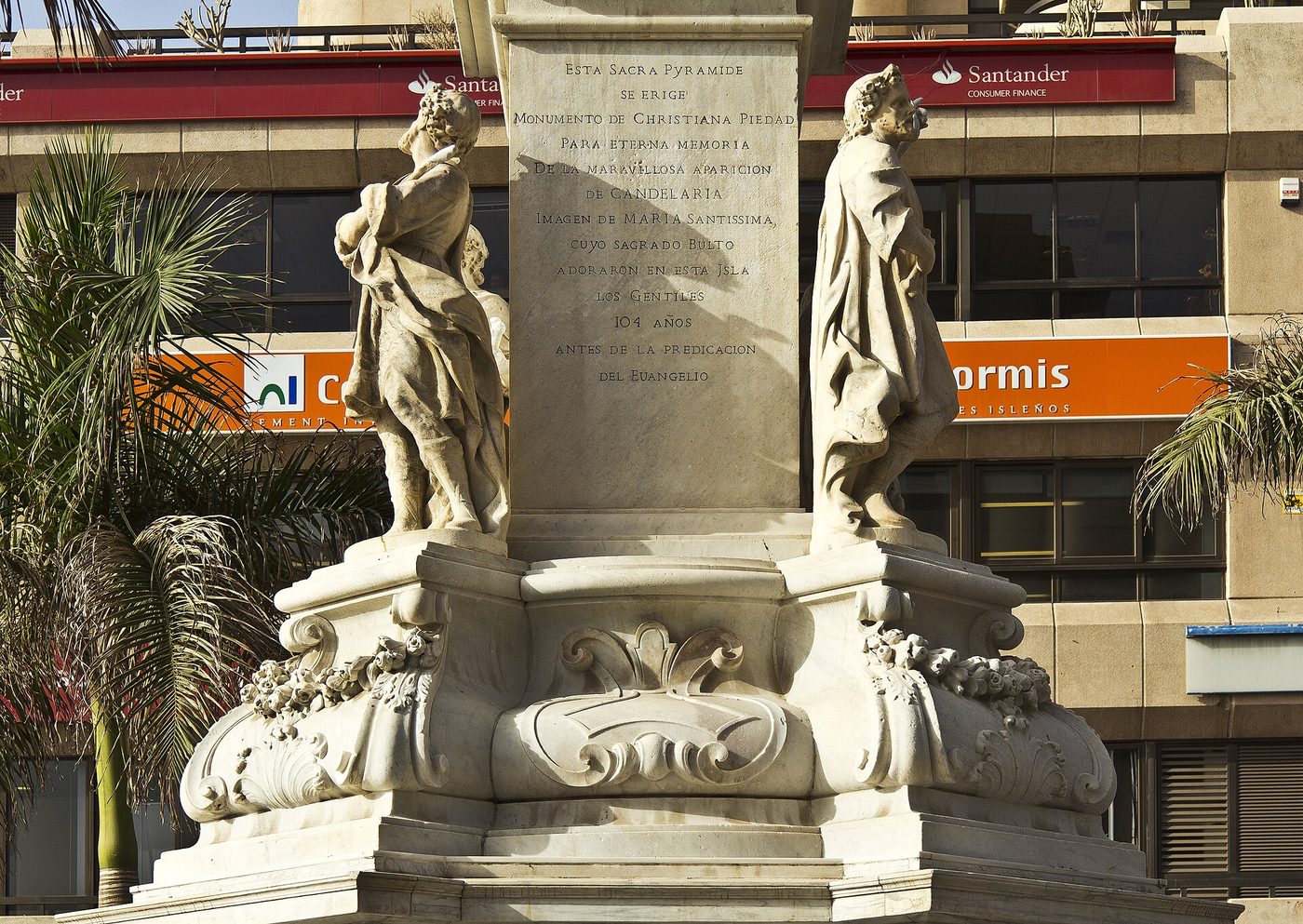 The Triunfo de la Candelaria, the marble monument of 1778 on the main square